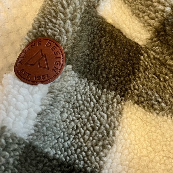 Alpine Design Fleece - Picture 4 of 5